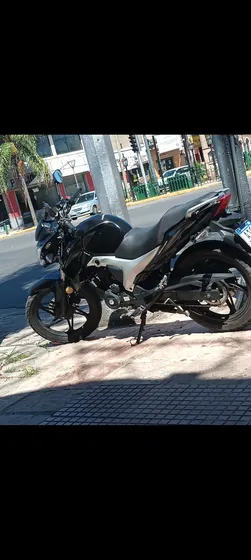 Beta Akvo 200 Caja De 6ta Disco De Freno Delantero Y Trasero