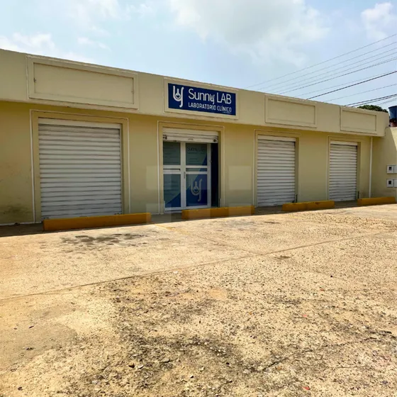 Local Comercial En Alquiler
