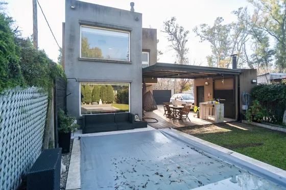 Venta Casa En El Rincón, Villa Elisa