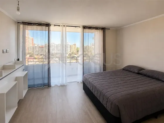 Studio Semi Amoblado La Florida