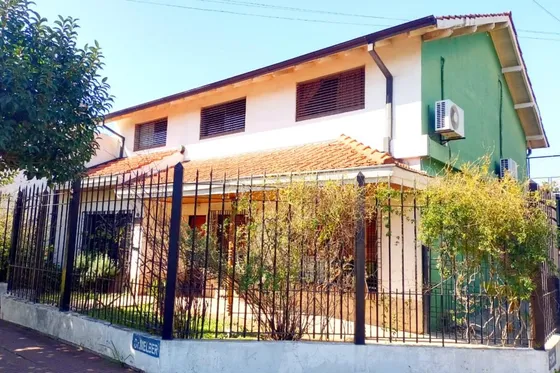 Casa 5 Ambientes Cochera Patio Terraza Llavallol