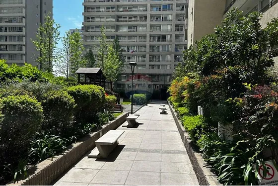 Dpto. Con 1 D Y 1 B Cerca Metro Las Torres