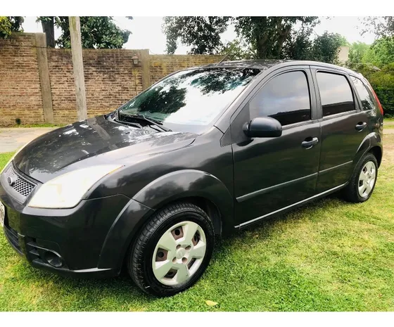 Ford Fiesta Ambiente Mp 3