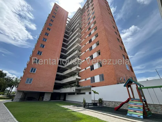 Raul Gutierrez, Vende Espectacular Apartamento, Nueva Segovia, Barquisimeto, Mls #25-23564