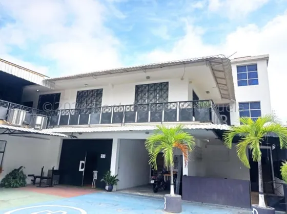 Milagros Inmuebles Local Alquiler Barquisimeto Lara Av Libertador Zona Este Bararida Economica Comercial Economico Código Inmobiliaria Rent-a-house  25-3432
