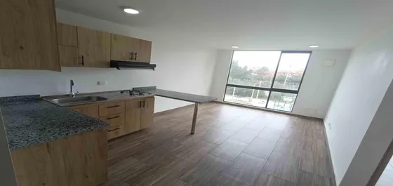 Apartamento Para Arriendo En Mazuren (4774).