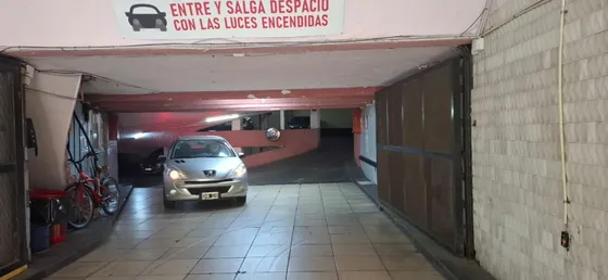 Cochera En Venta - 21,75mts2 - Balvanera