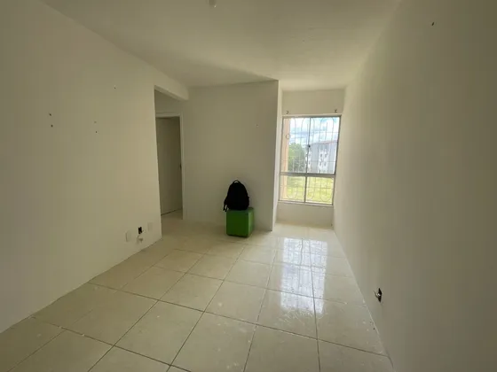 Apartamento No Condomínio Residencial Morada Dos Pinheiros - Camaçari - Ba