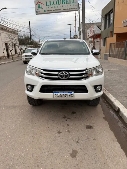 Toyota Hilux Pick-up 2.8 Cd Srv Pack 177cv 4x2
