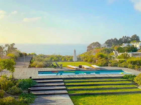 Moderna Casa En Primera Línea De Costa Cachagua En Venta