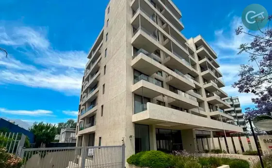Arriendo Luminoso Departamento 1 Dormitorio Con Estacionamie