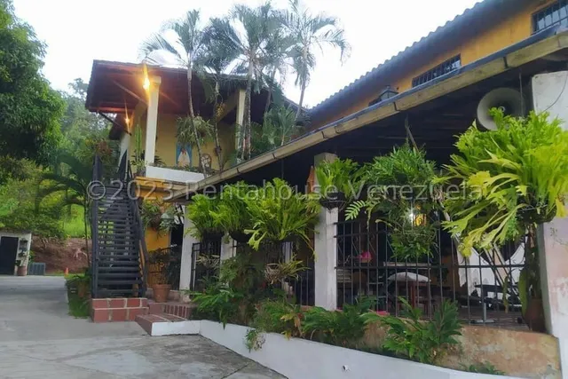 Casa Estilo Campestre En Alquiler Colinas De Guataparo  24-20805 