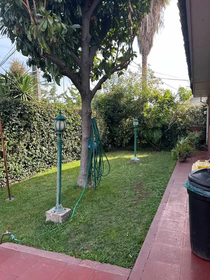 5dor 2baños - Amplio Patio 252m2 Totales (99711)