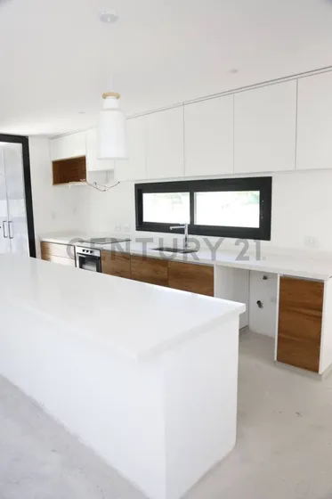 Casa A Estrenar En Planta Baja Barrio Cerrado