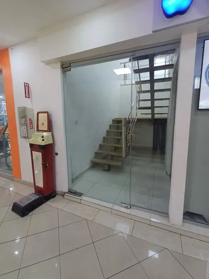 Alquilo Local Comercial 3er Piso Plaza Central