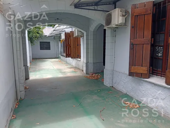 Casa En Venta En Adrogue