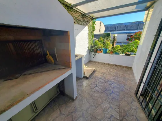 Bajo De Precio!! Apartamento En  Venta 2 Dormitorios Con Parrillero