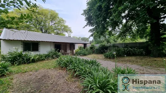 Regia Casa En Venta En Del Viso, Barrio Los Jazmines, Sobre Necochea. Retasada