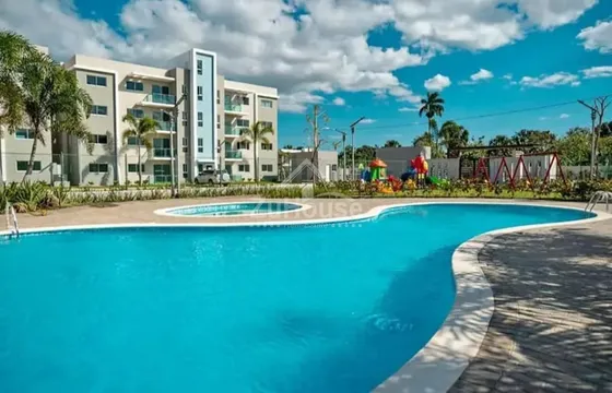 Apartamento En Venta Con Patio Primer Nivel En Gurabo Wpa63