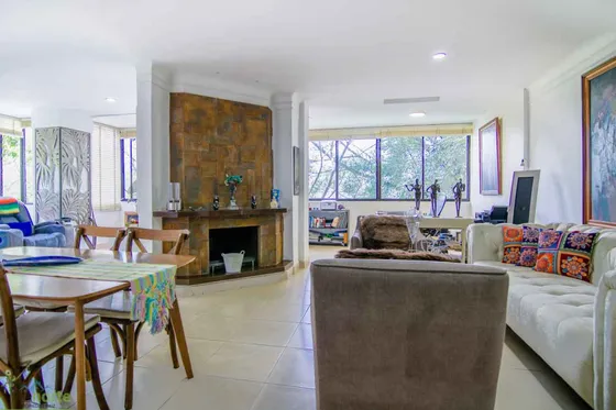 Apartamento En Venta En El Poblado San Lucas Medellin. Cod V12994
