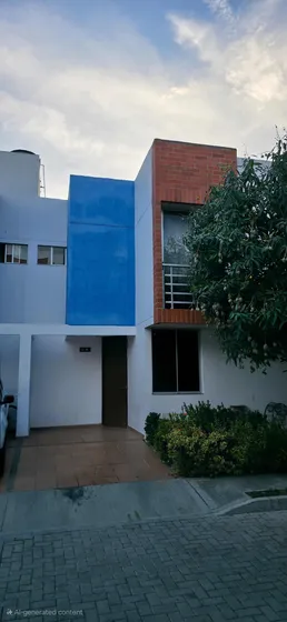 Casa En Conjunto Cerrado Que Cuenta Con 3 Cuartos Y 3 Baños