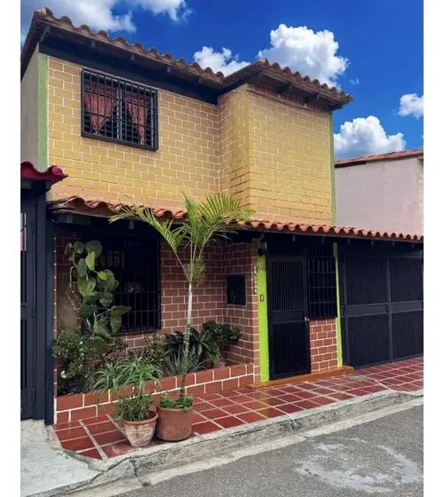 Casa En Venta En Llano Alto, Urb. San Francisco