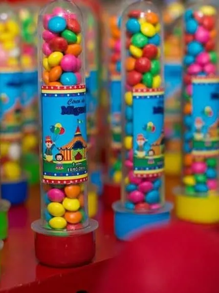 Tubetes Com Balinhas De Frutas