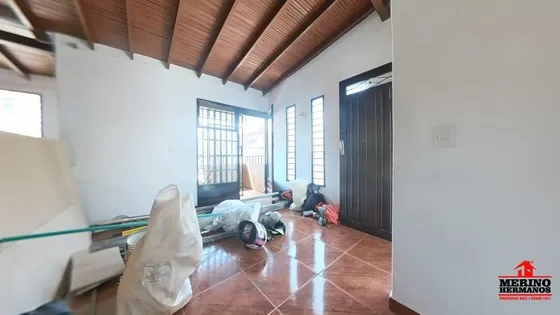 Casa En Arriendo En Medellín - La Floresta