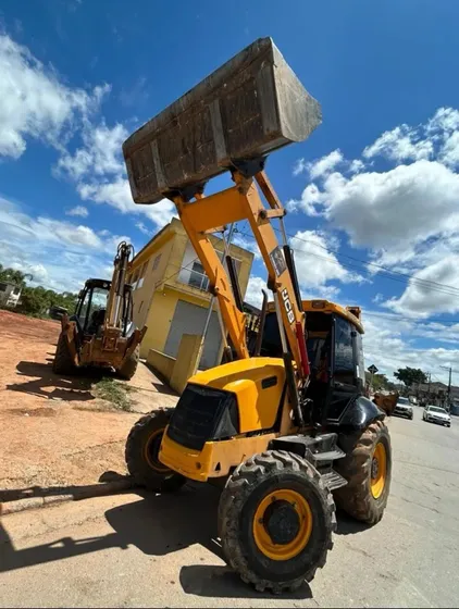 Traçada Ar Condicionado Motor Novo Nenhum Vazamento.