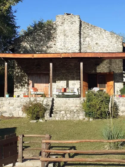 Cabañas En Venta - 5 Ufs - Córdoba  