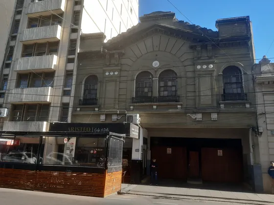 Cochera Adolfo Alsina 165 Avellaneda