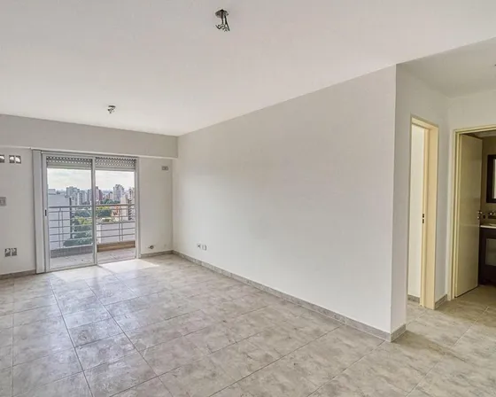 En Venta Monoambiente Con Balcón En Martín Coronado