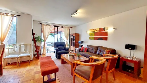 Nethaus Vende Exquisita Casa En Condominio - Las Condes