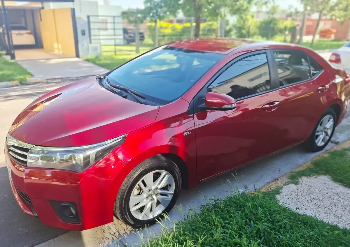 Toyota Corolla 1.8 Xei CVT 140 HP