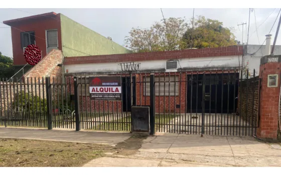 Casa 3 Ambientes En Virrey Del Pino