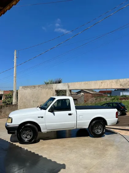 Ford Ranger 4.0 Xlt 6 4x2 2p
