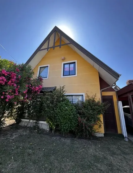Casa En Venta Brisas Del Sol De 4 Dorm. 3 Baños -talcahuano