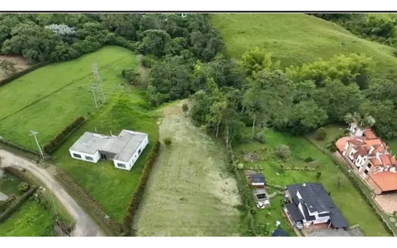 Se Vende Lote En Condominio En Circasia