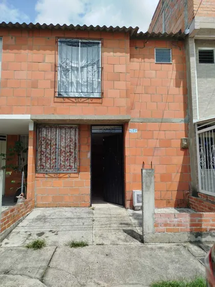Venta Casa Almendros De La Italia - Palmira