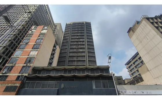 Se Vende Oficina 53m2 Catedral 0179