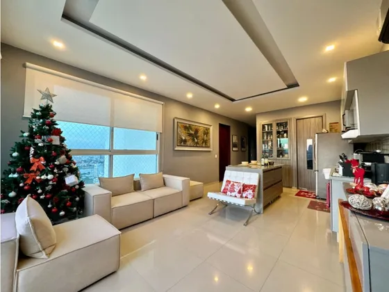 Venta Apartamento Vista A La Bahia En Edificio Luna Del Mar Manga 