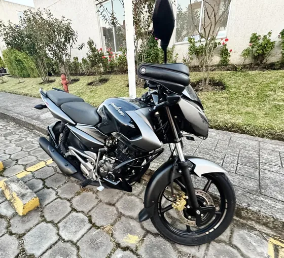 Pulsar 125 Color Negro, Poco Recorrido
