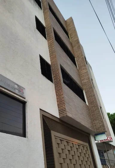Venta Apartamento , Av Bolívar En Casco Central De Naguanagua Clau-blk