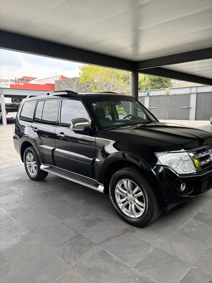 Mitsubishi Montero 3.8 Limited V6 At