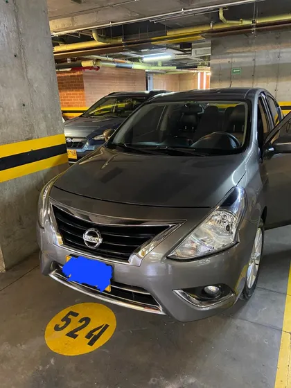 Nissan Versa 1.6 Advance