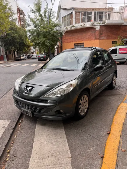 Peugeot 207 1.6 Feline 106cv