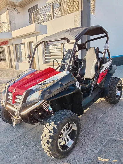 Cf Moto Zforce 625 - No Polaris Rzr Canam