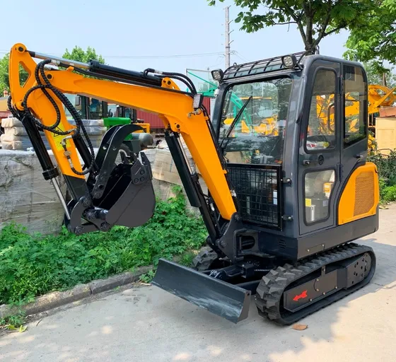 Miniexcavadora Mini Excavadora 24hp Cabina Garra 2ton Dcr777