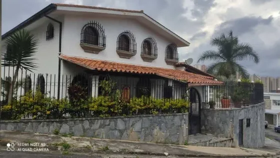 Elegante Casa Em Los Castores