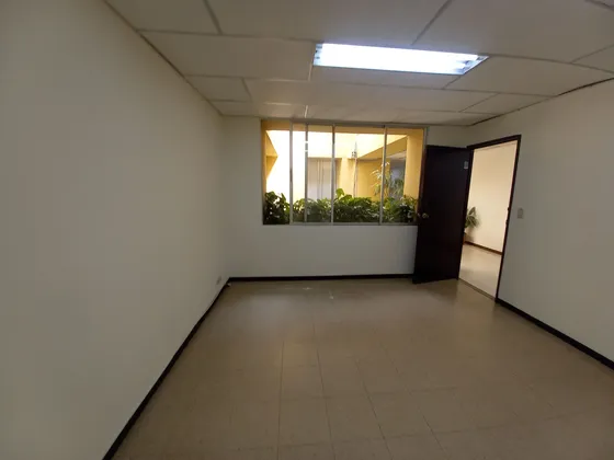 Oficina En Arriendo En El Centro/manizales  (279059572).